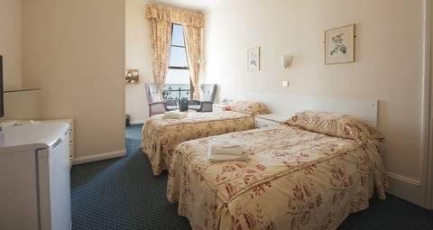 Claremont Lions Hotel 이스트본 외부 사진